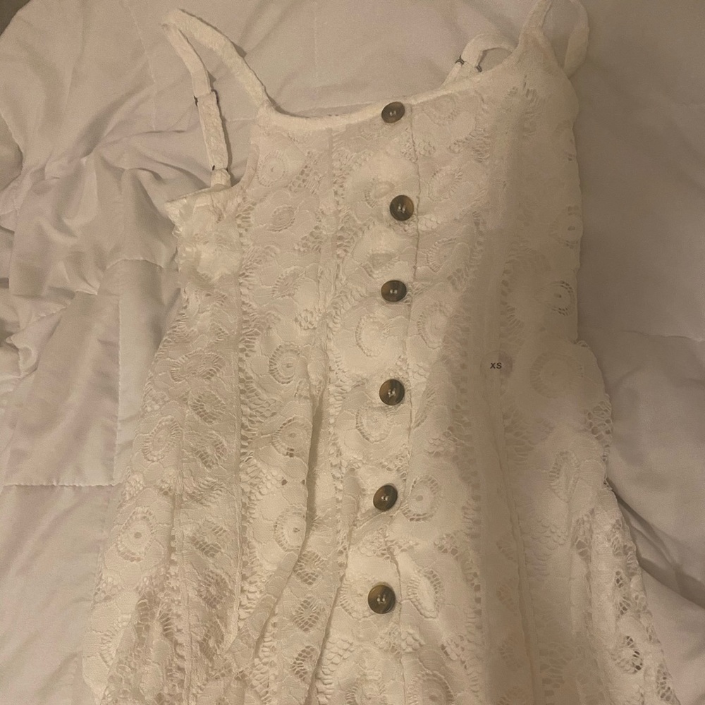 White lace dress